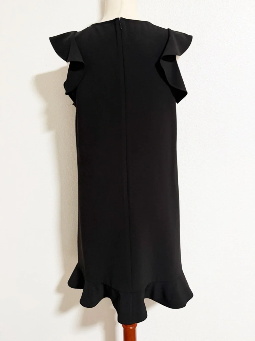 Loft Ruffle Trim Shift Dress - Picture 2 of 10